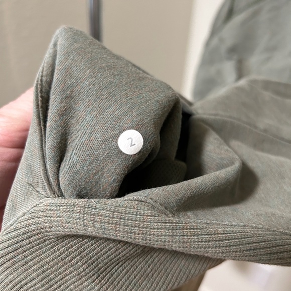 Lululemon Lightweight Scuba Hoodie 2 - Picture 4 of 6